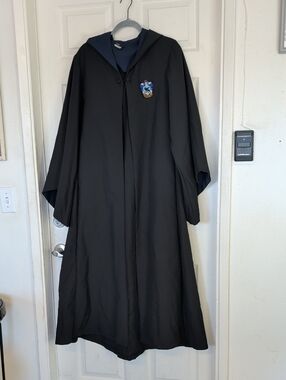 Universal Studios Harry Potter Ravenclaw Hooded Hat Robe Wand Holder Size XS